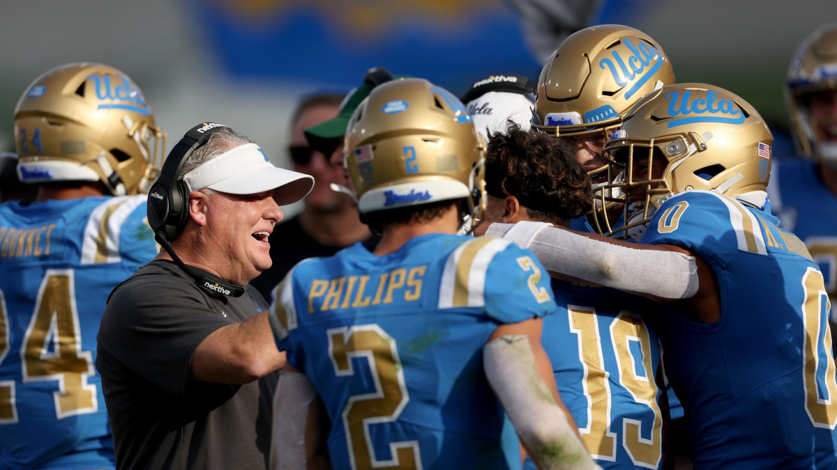 Ucla football roster outlet
